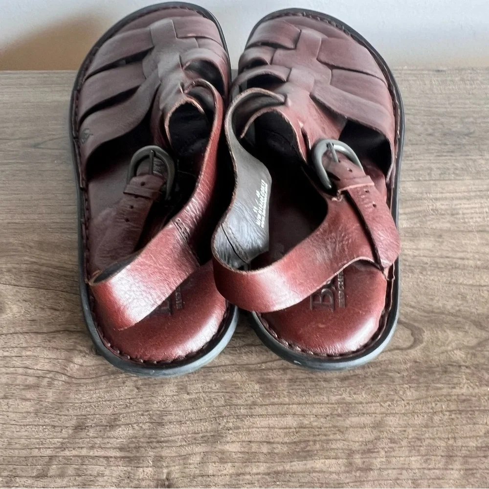 BORN Leather Fisherman Open Toe Men's Sandal Size 11 #857A